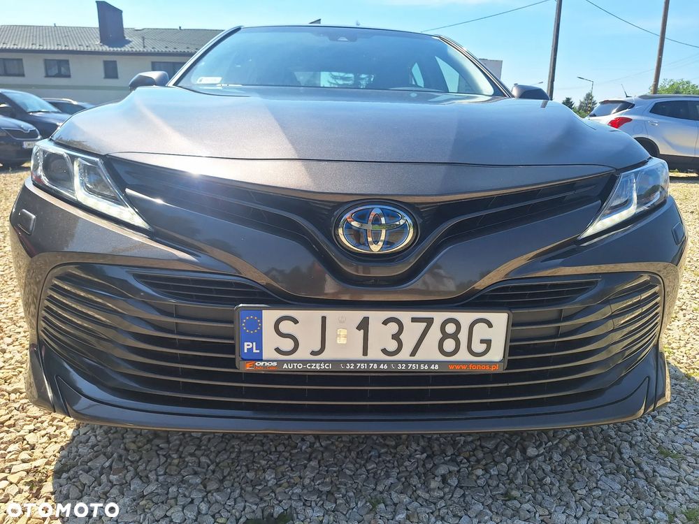 Toyota Camry 2.5 Hybrid Comfort CVT - 6