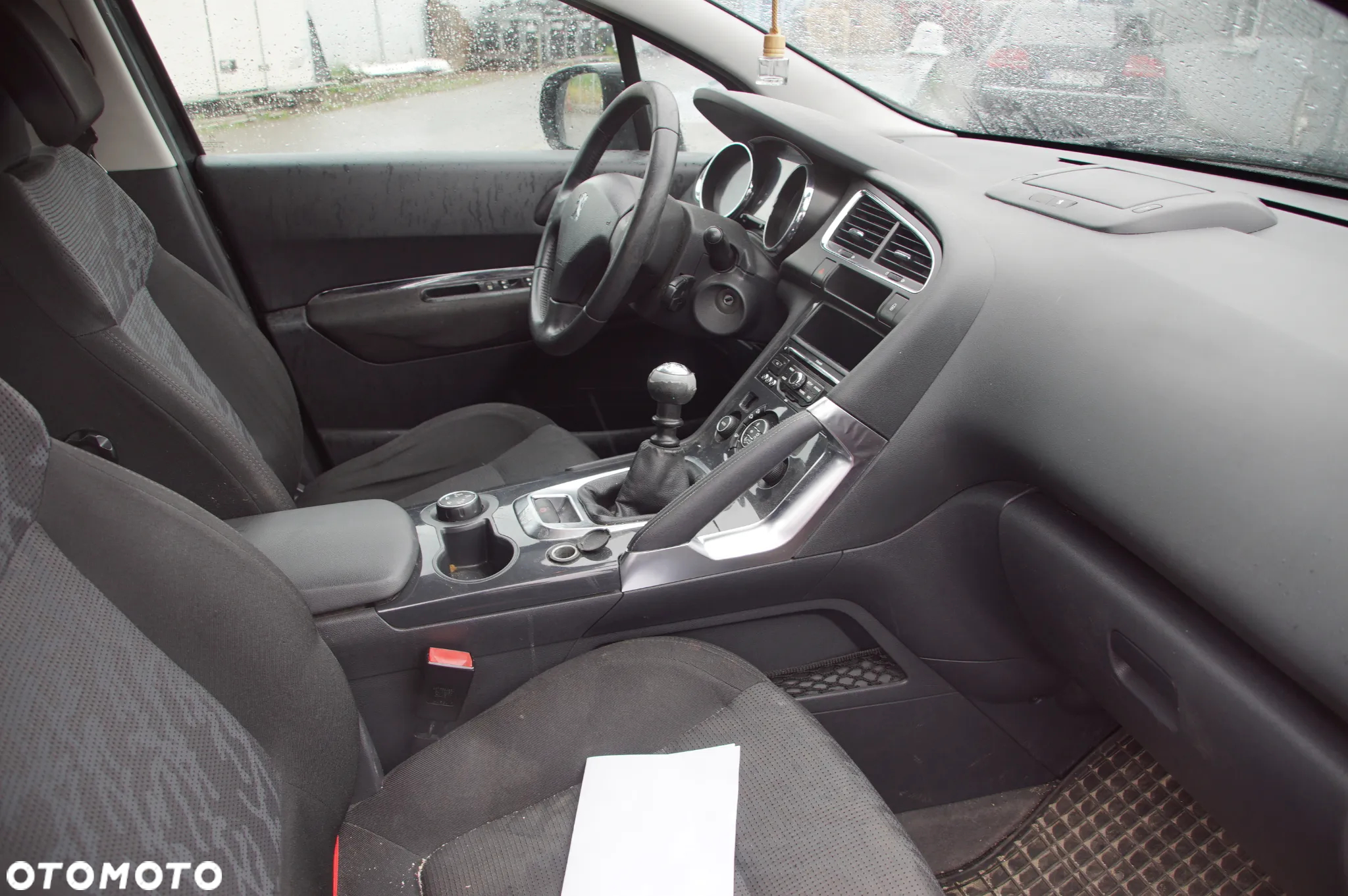 Auto na części - Peugeot 3008 1 I 1.6 HDI 112 KM 9HR DV6C CP17X71 KTV 2011R Drzwi Lusterko Szyba Lampa Zderzak Błotnik Skrzynia Silnik Sterownik Licznik Deska Kokpit - 15