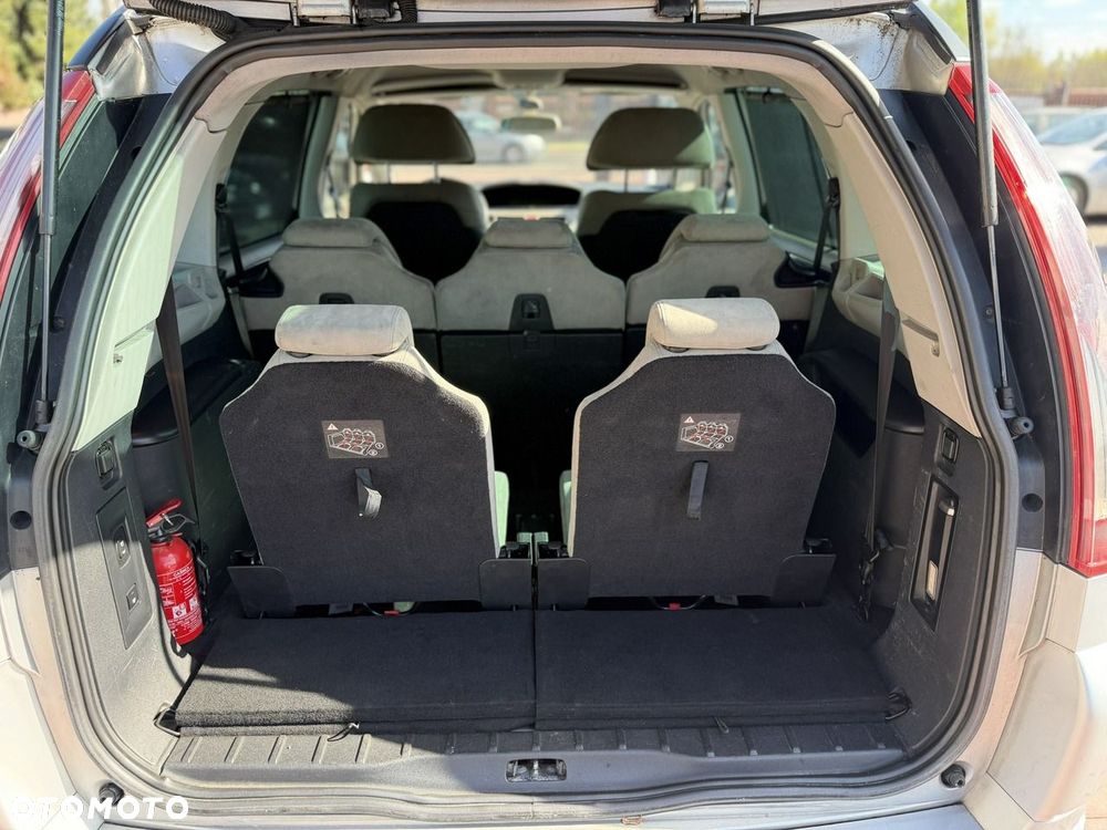 Citroën C4 Grand Picasso 2.0 HDi Exclusive - 21
