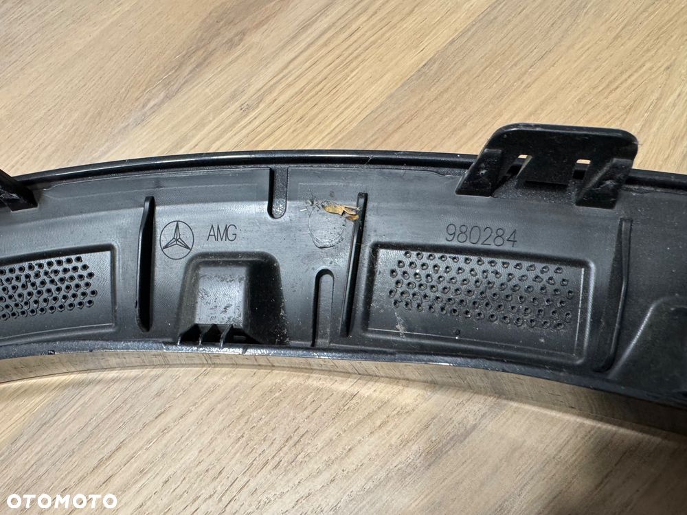 Listwa błotnika tylna prawa Rehau 980284 - 4