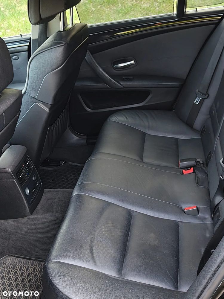 BMW Seria 5 - 21