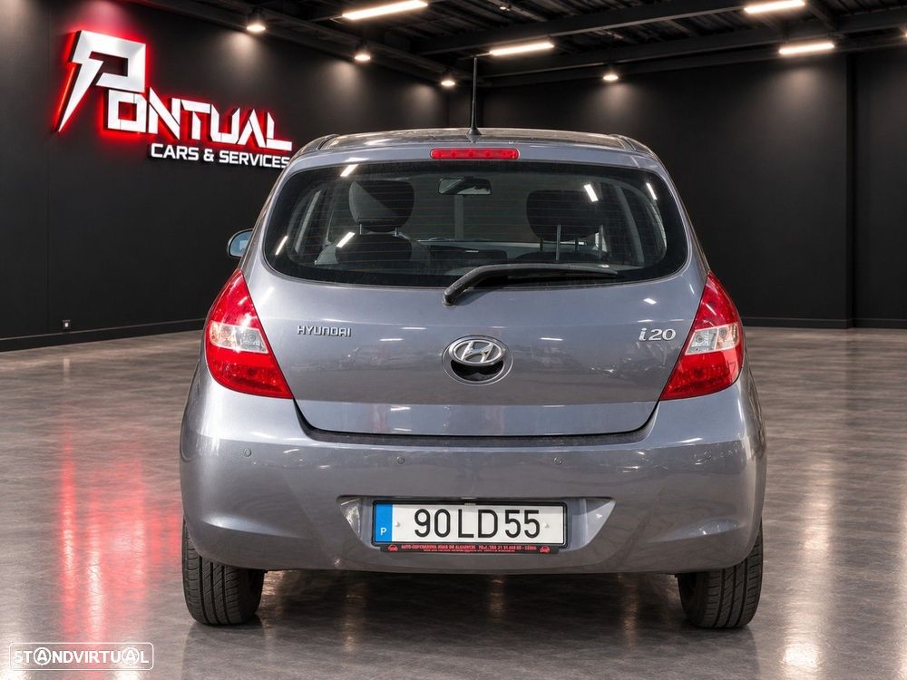Hyundai i20 1.2 Classic Fun ESP - 20
