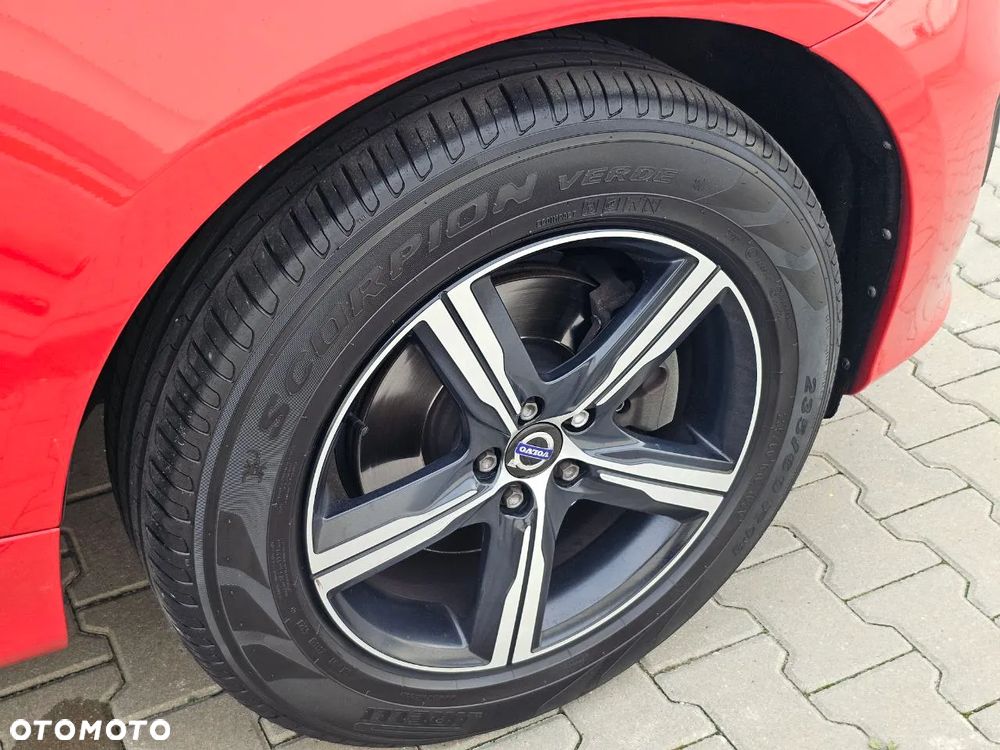 Volvo XC 60 D3 R-Design - 13