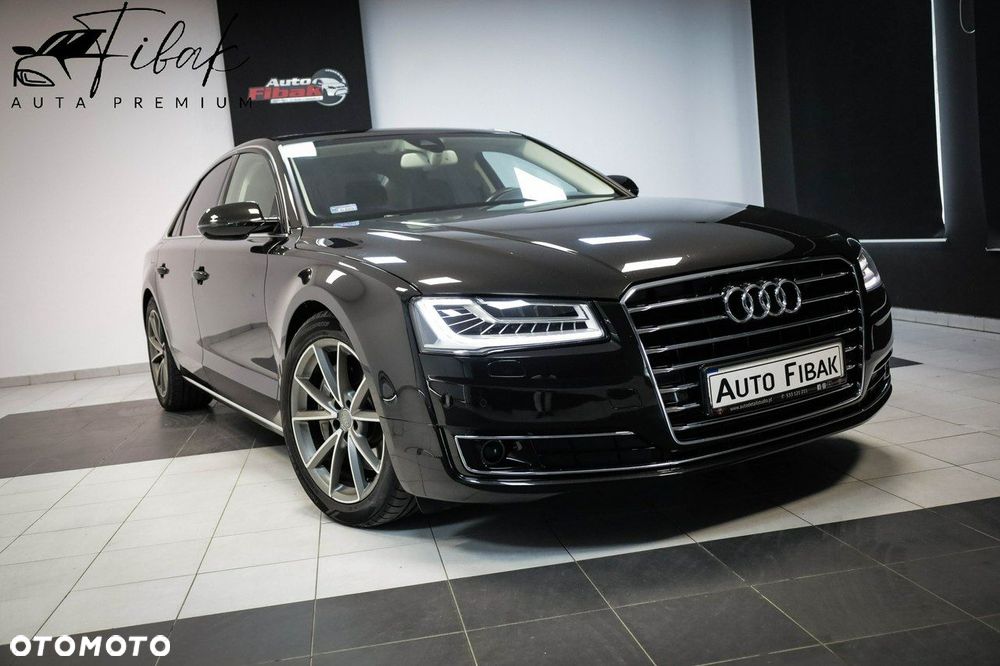 Audi A8 - 1