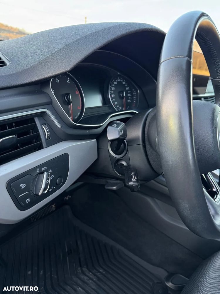 Audi A4 2.0 35 TDI S tronic MHEV Advanced - 22