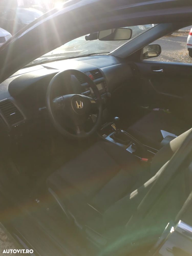 Honda Accord - 4