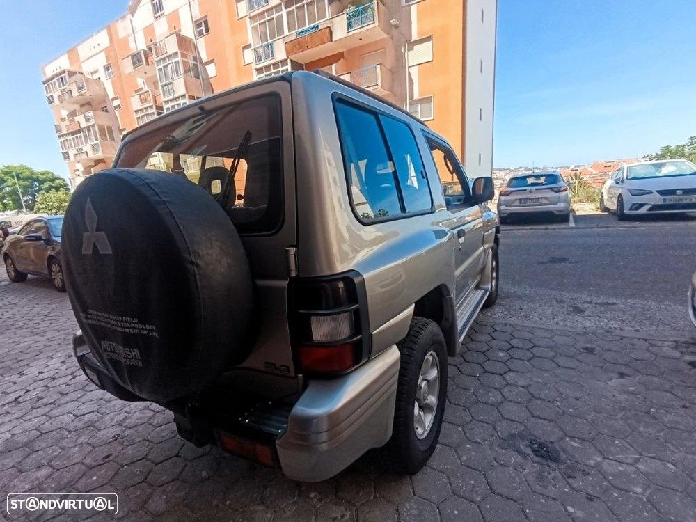 Mitsubishi Pajero 2.8 TD GLS - 5