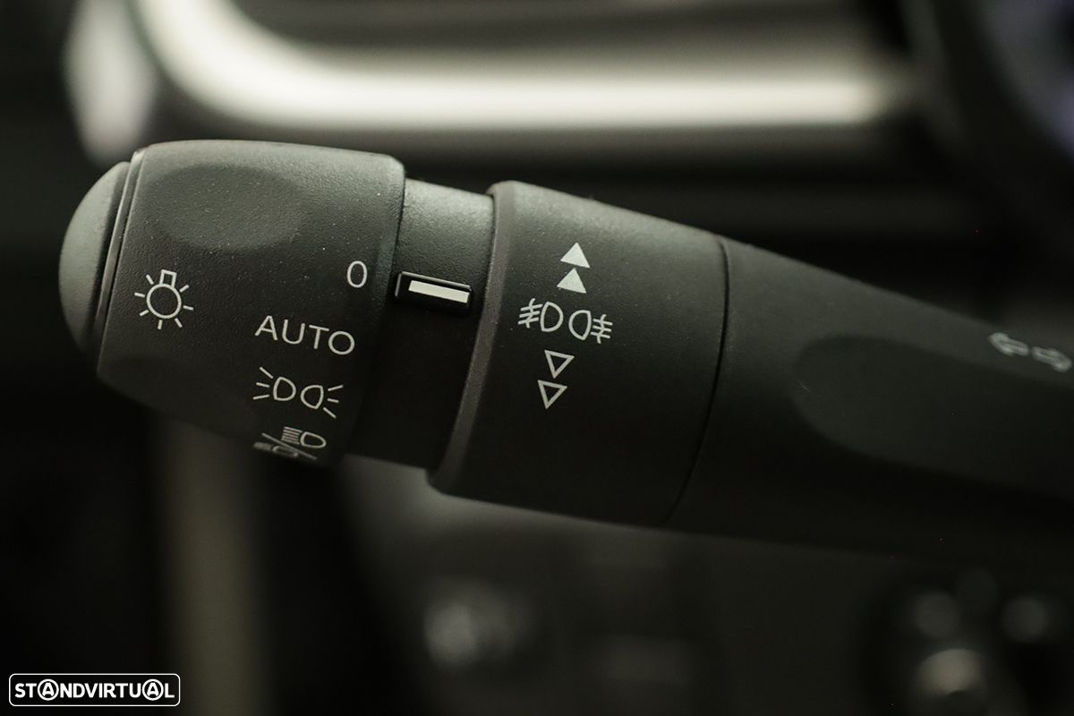 Citroën C3 1.2 PureTech Plus - 17