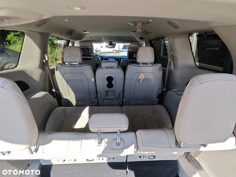 Chrysler Pacifica - 6