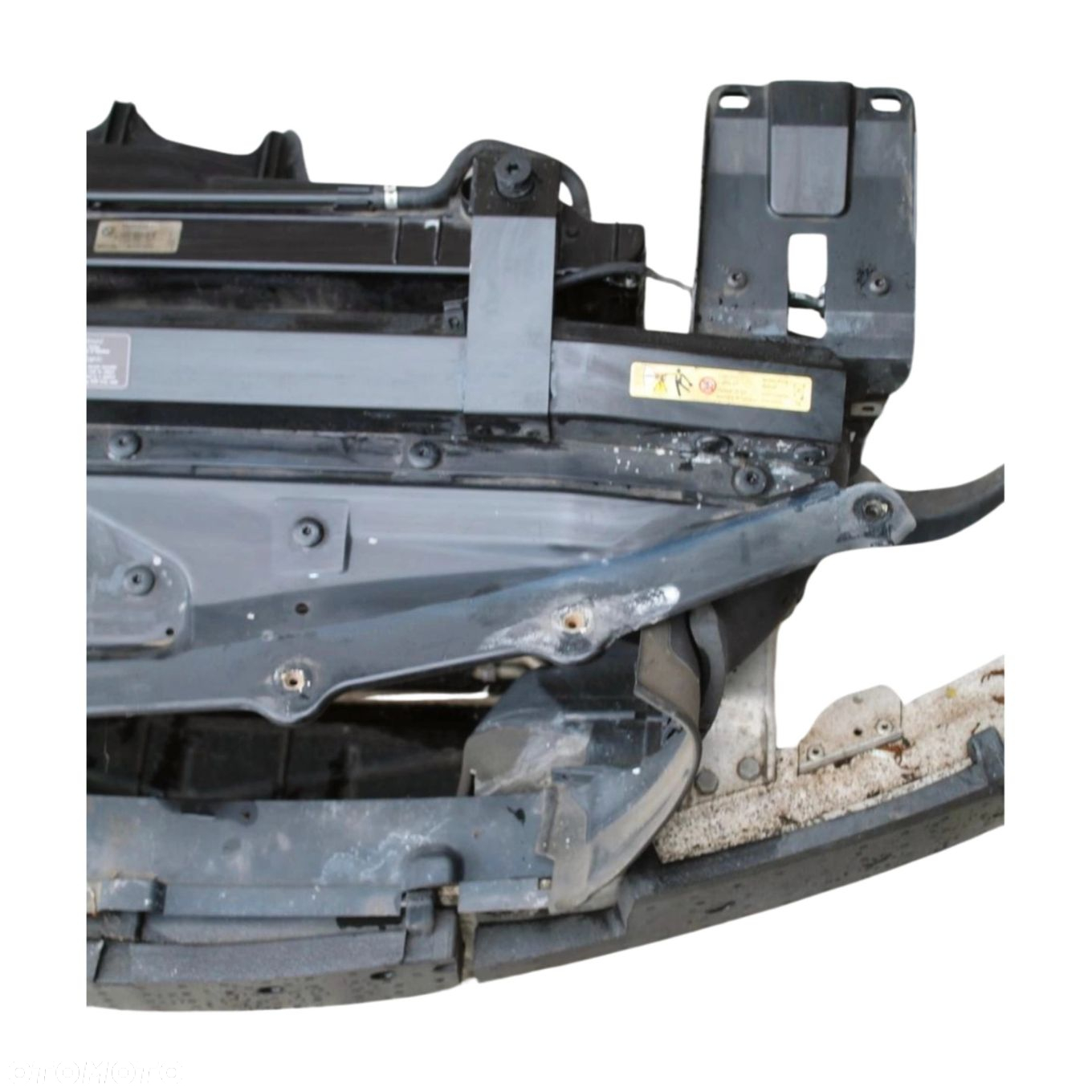 PAS PRZEDNI WZMOCNIENIE CHŁODNICE BMW E63 N62B48 4.8 V8 - 4