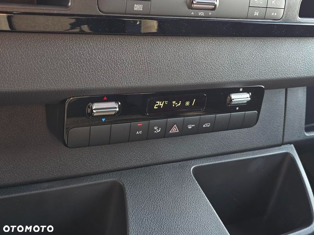 Mercedes-Benz Sprinter 319 CDI Long PRO 9G-Tronic - 19
