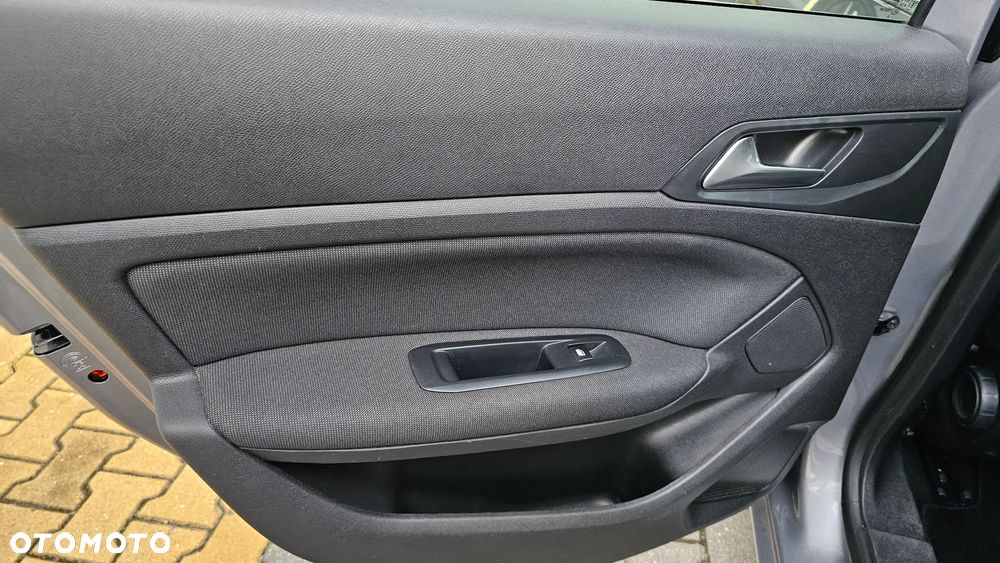 Peugeot 308 BlueHDi FAP 120 Stop&Start Allure - 25