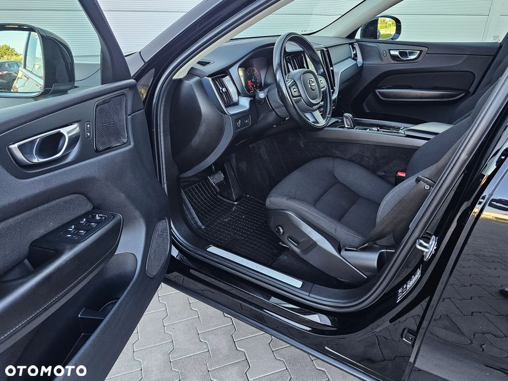 Volvo XC 60 B4 D Geartronic Momentum Pro - 7