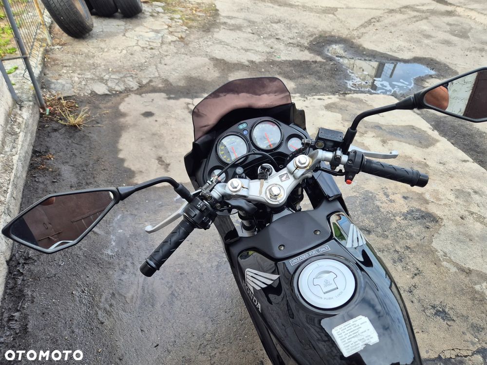 Honda CBR - 9