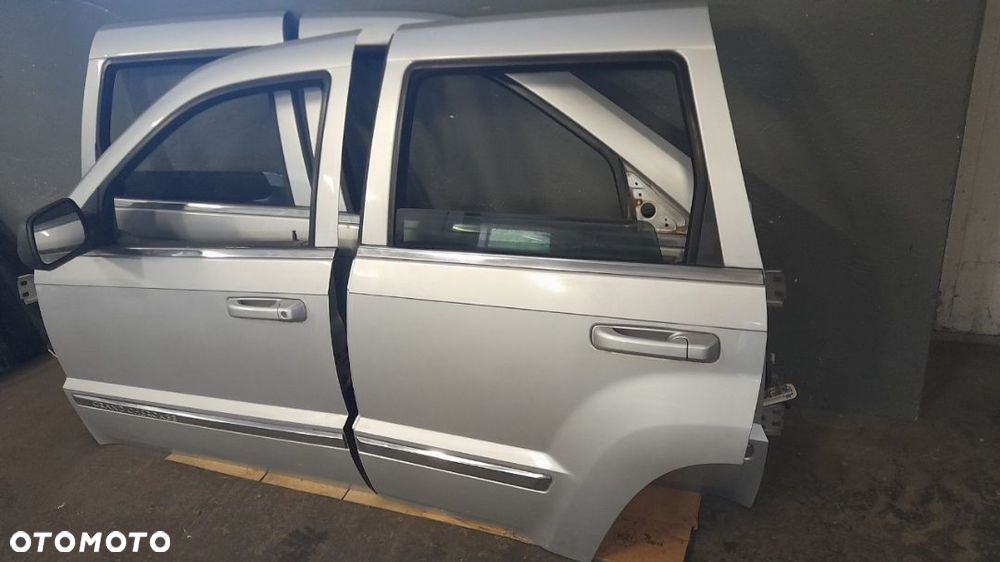 cherokee wk drzwi prawy tył lewy tył prawy przód lewy przód - 3