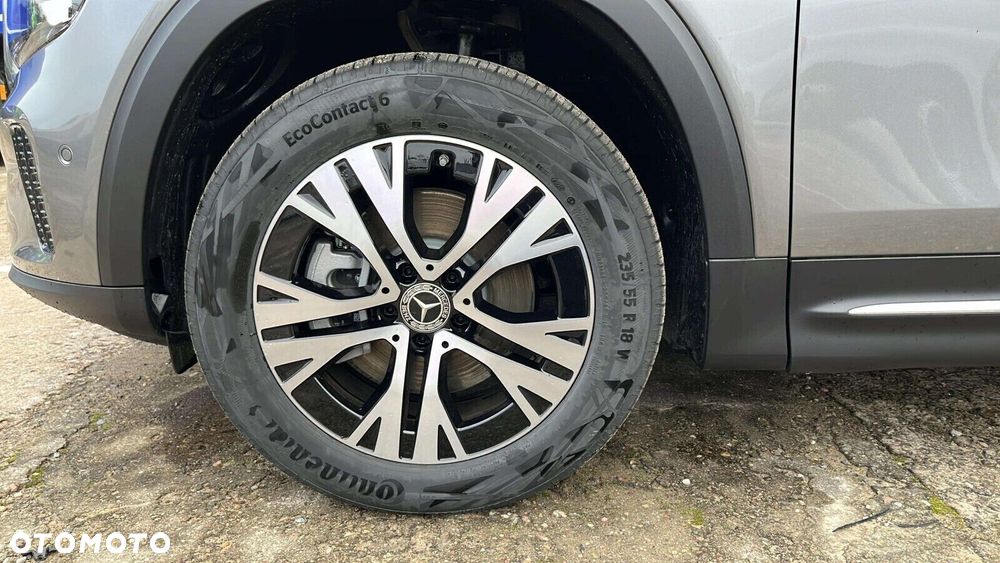 Mercedes-Benz GLB - 17