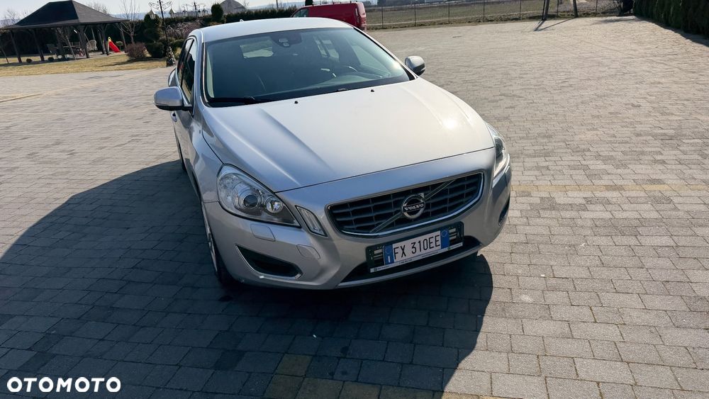 Volvo V60 T4 Edition - 10