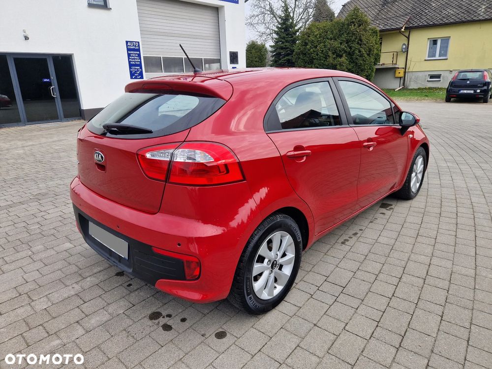Kia Rio 1.2 Business Line Plus - 4