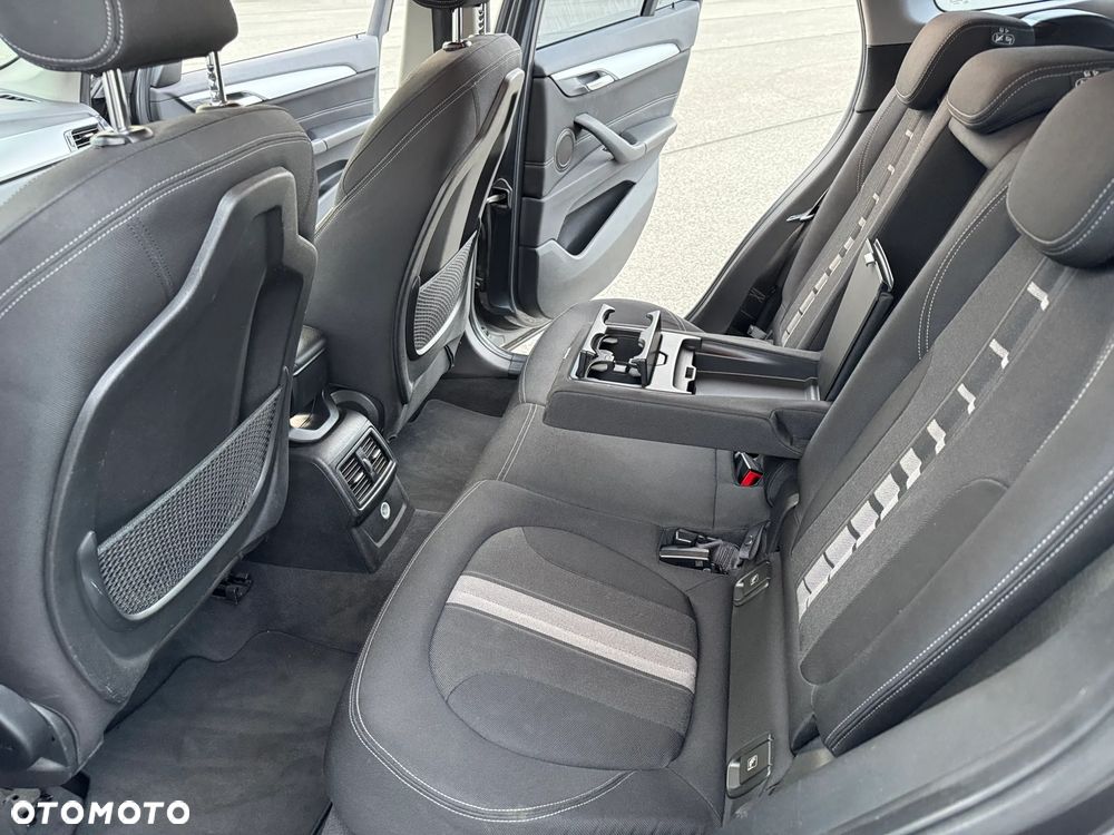 BMW X1 xDrive20d - 27