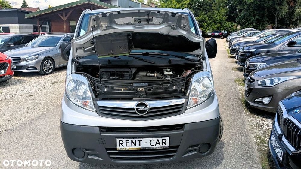 Opel Vivaro - 32