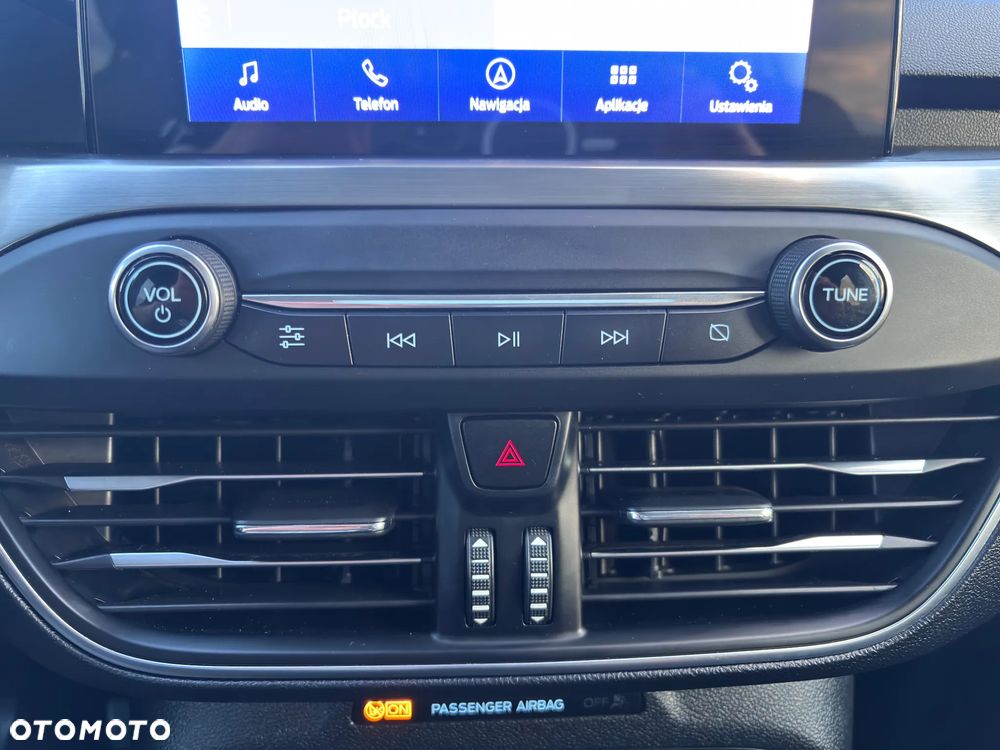 Ford Focus 2.0 EcoBlue Titanium Business - 25