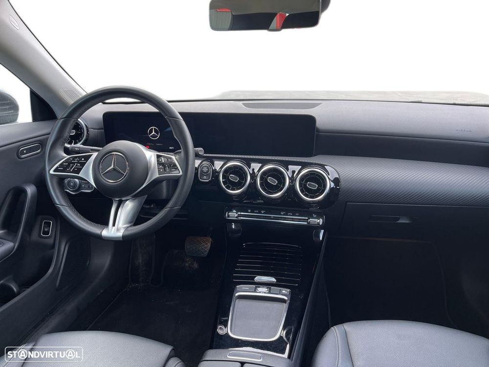 Mercedes-Benz CLA 180 d Style Plus Aut. - 12