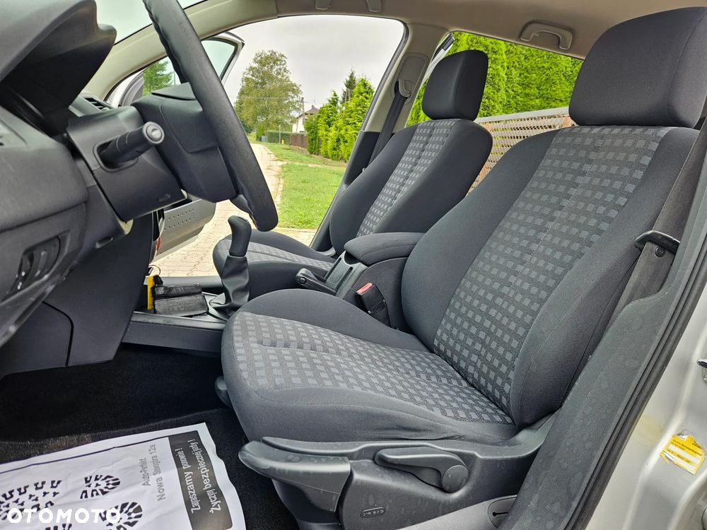 Renault Megane 1.6 16V 110 Expression - 17