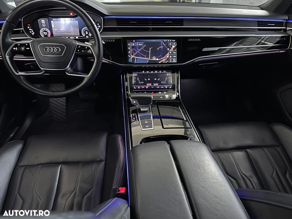 Audi A8 - 32