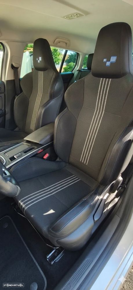 Renault Mégane Sport Tourer 1.5 dCi GT Line EDC - 17