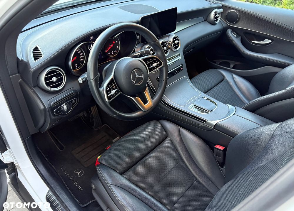 Mercedes-Benz GLC - 8