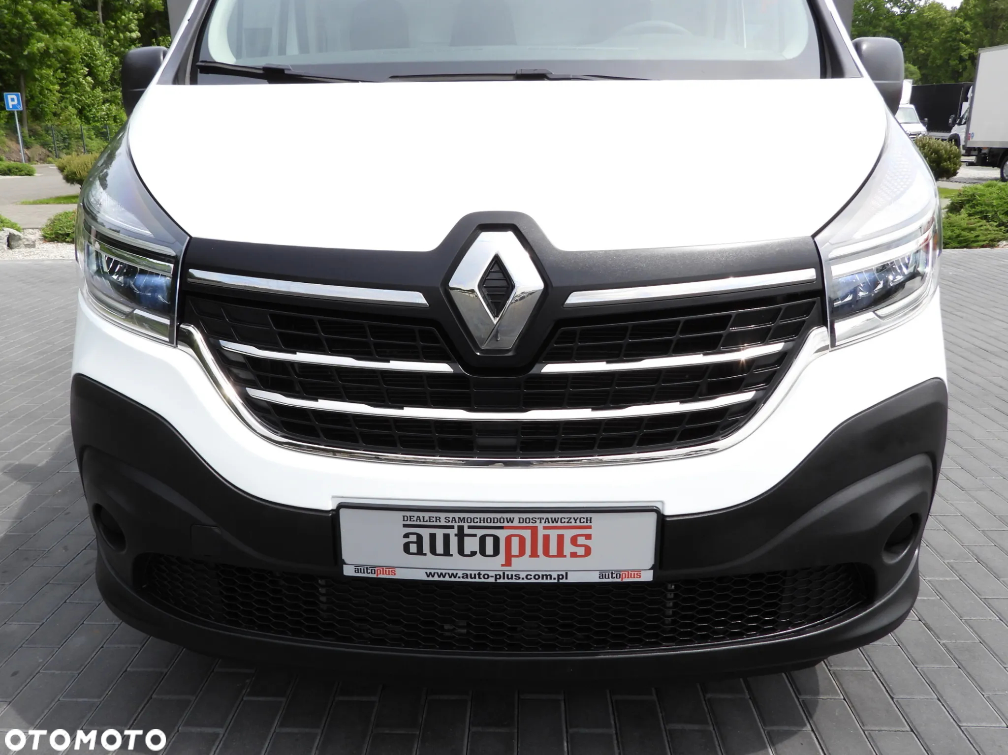 Renault TRAFIC  FURGON CHŁODNIA 0*C TEMPOMAT LEDY KLIMATYZACJA 120KM [ 895067 ] - 16
