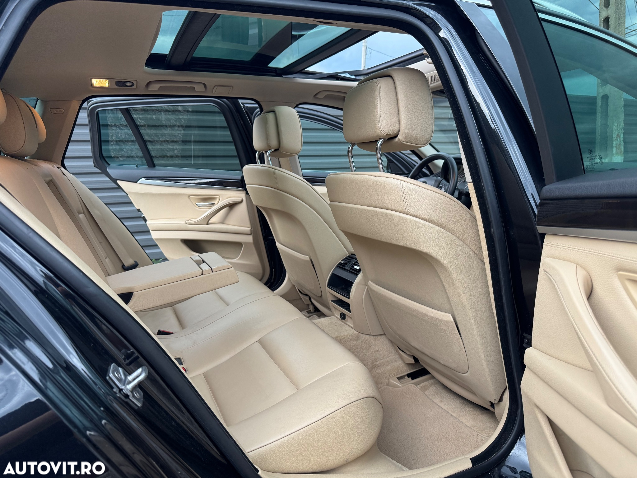 BMW Seria 5 520d Touring Aut. - 7