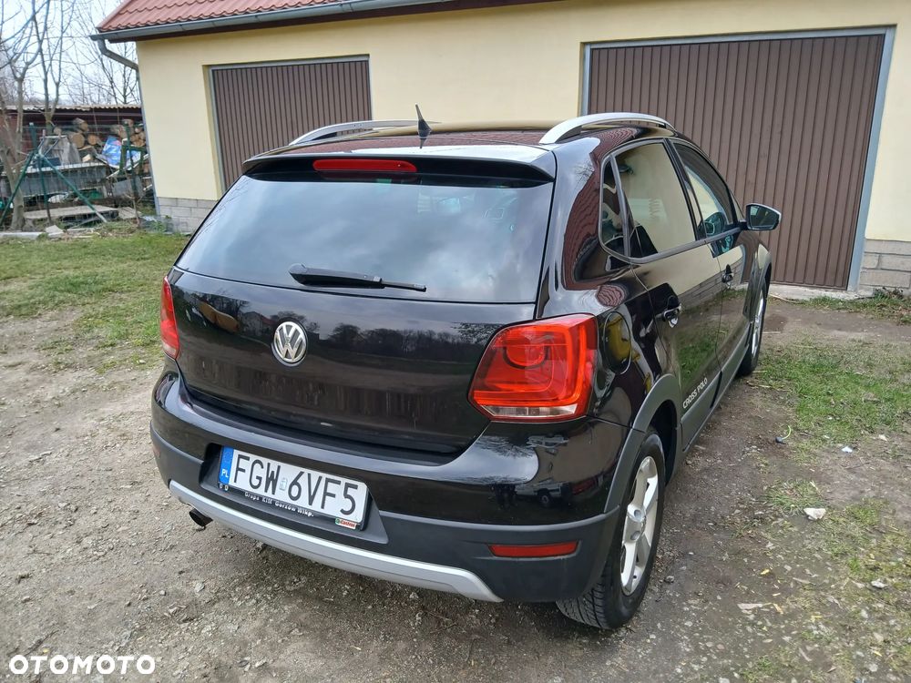 Volkswagen Polo 1.6 TDI DPF Highline DSG - 2