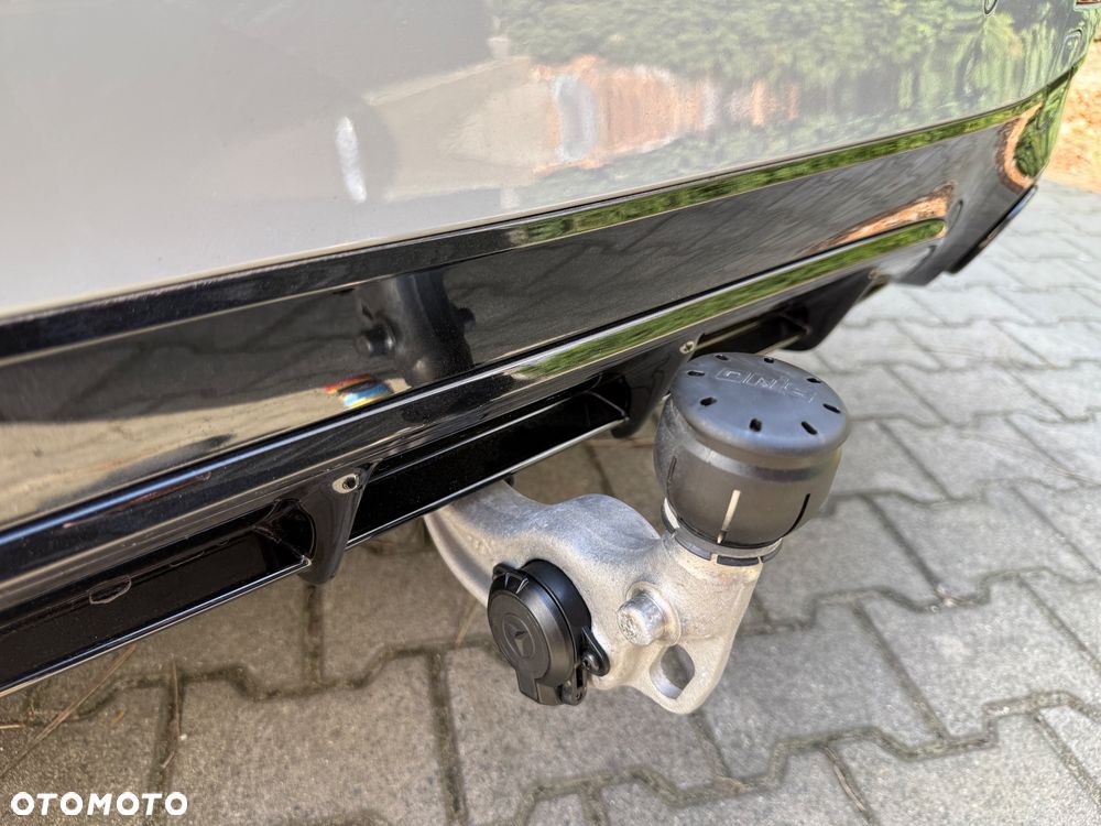 Mercedes-Benz Klasa E AMG 53 4Matic+ AMG SPEEDSHIFT TCT 9G - 24