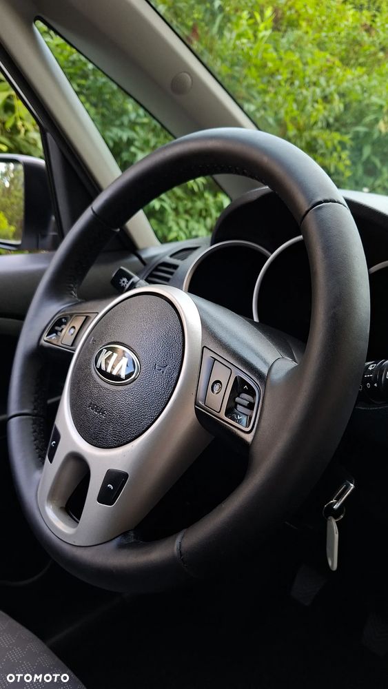 Kia Venga 1.4 CVVT Attract - 21