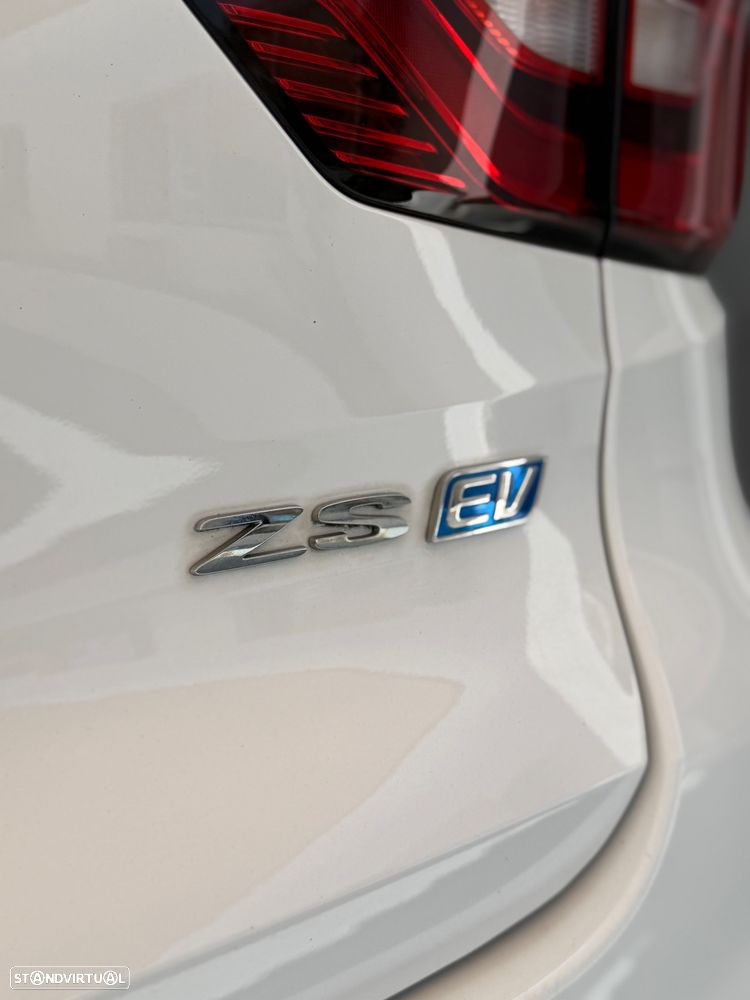 MG ZS Luxury - 12