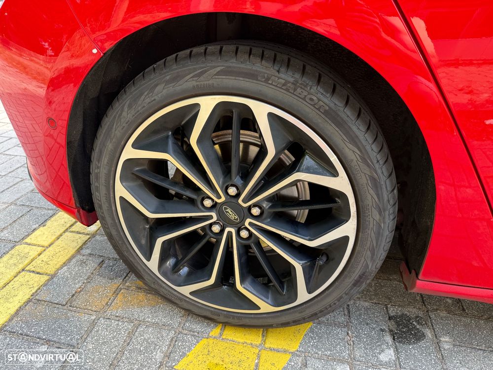 Ford Focus 1.0 EcoBoost ST-Line - 8