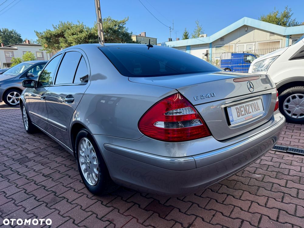 Mercedes-Benz Klasa E - 11