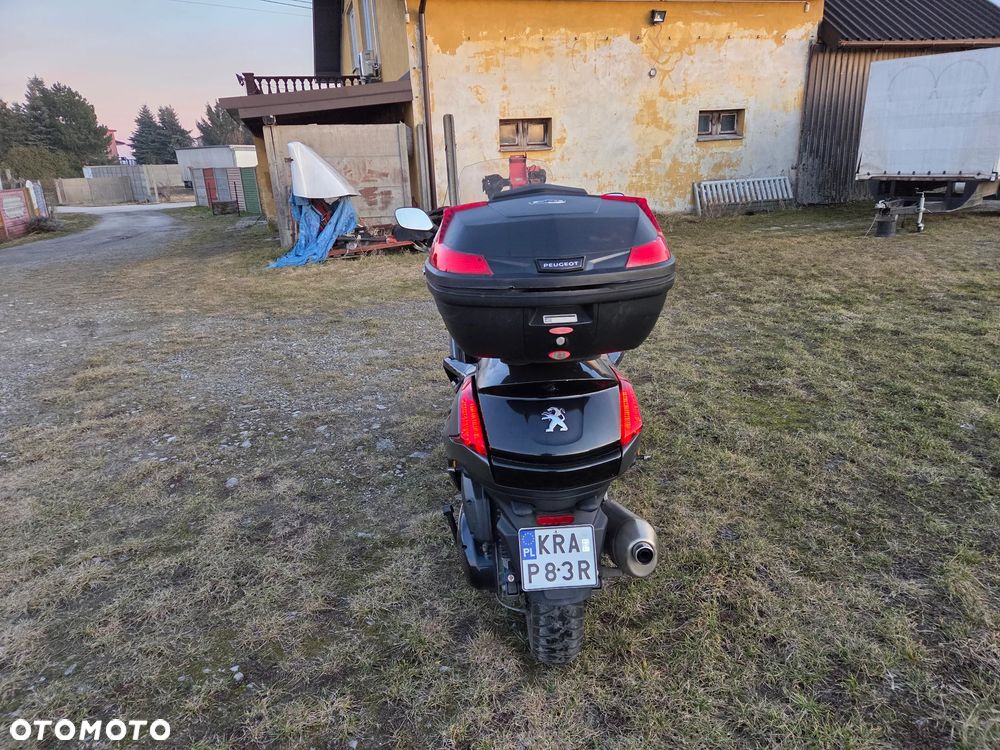 Peugeot Metropolis - 7