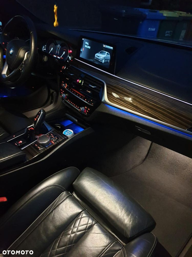 BMW Seria 5 520d - 16