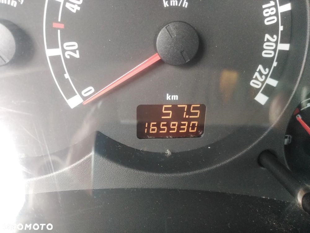 Opel Meriva 1.4 Essentia - 28