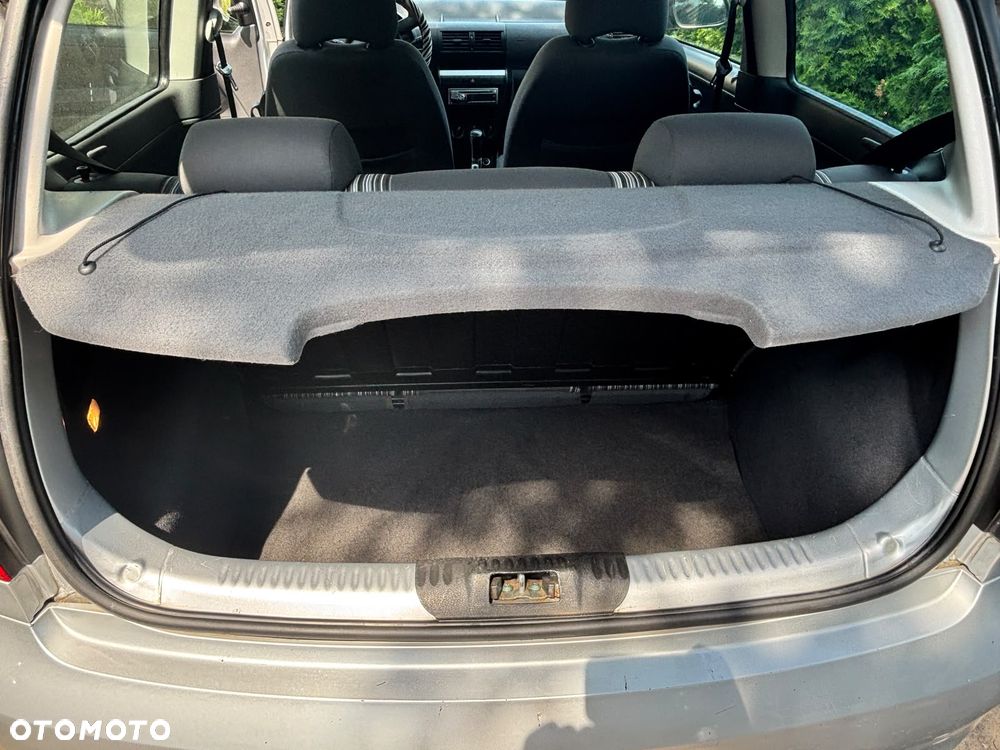 Volkswagen Fox 1.4 - 10