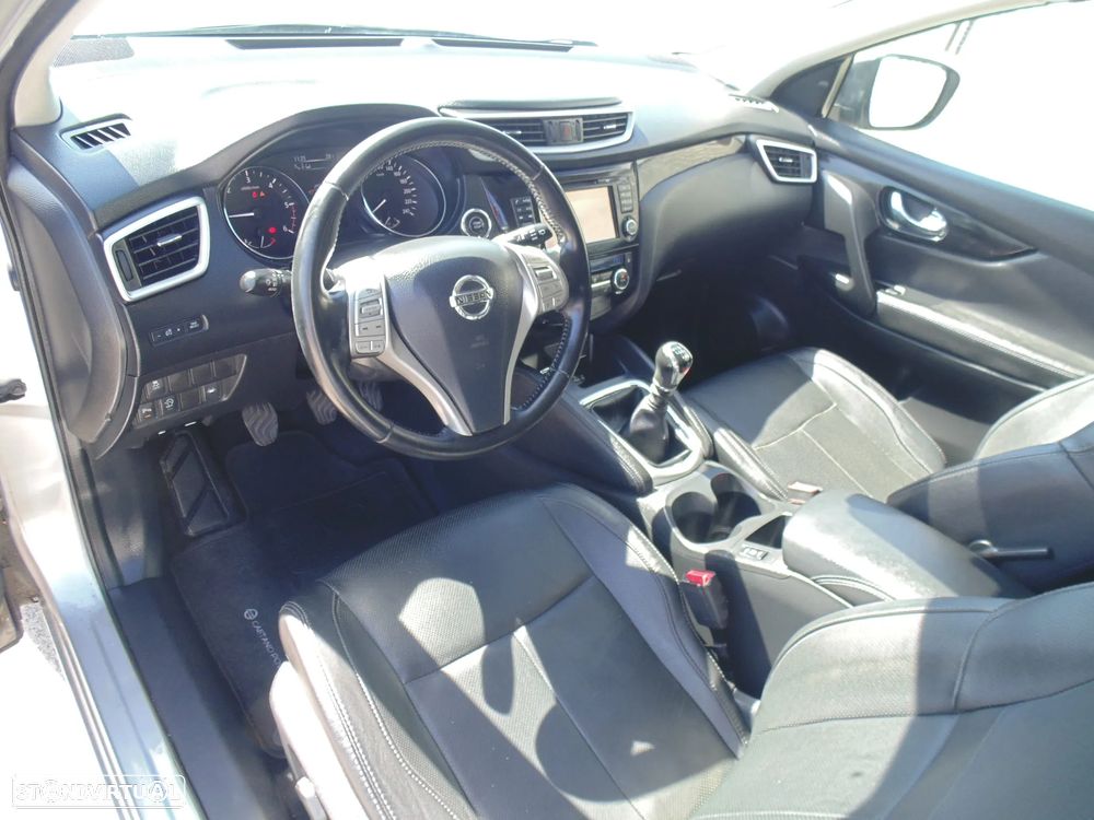 Nissan Qashqai 1.6 dCi Tekna Premium 18 360 - 23