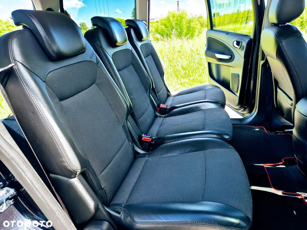 Ford Galaxy 2.0 TDCi Platinium X (Titanium) - 23