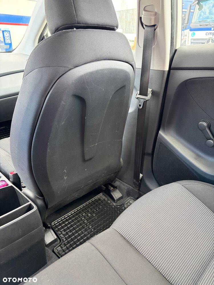 Hyundai i30 1.6 CRDi BlueDrive Classic - 16