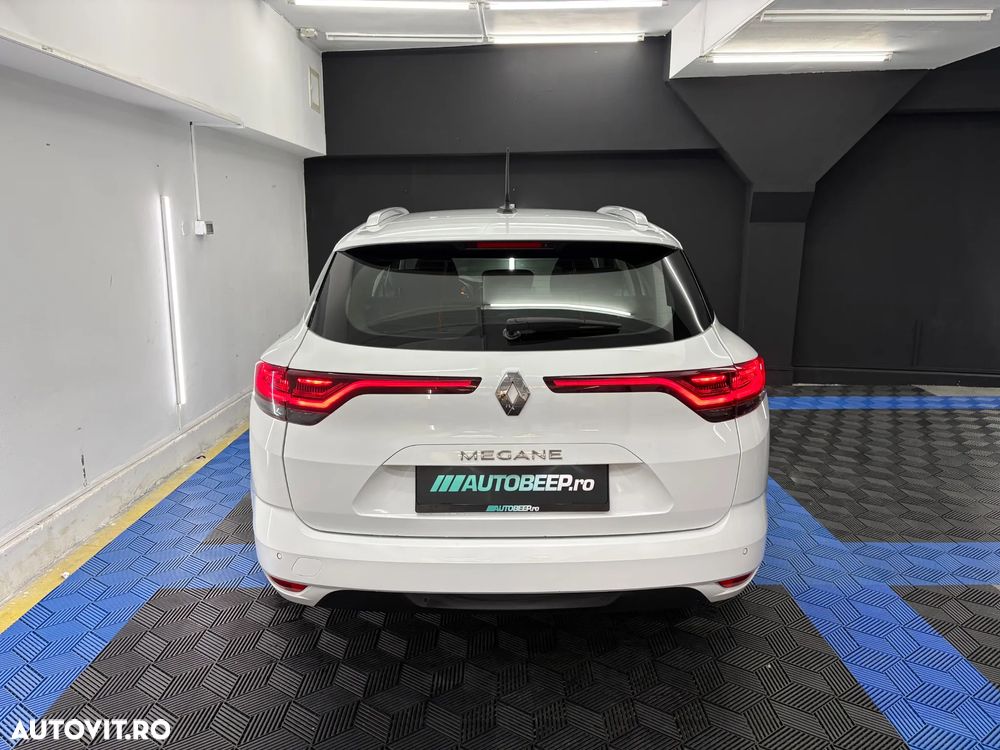 Renault Megane BLUE dCi 115 Techno - 6