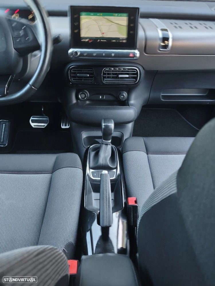 Citroën C4 Cactus 1.2 PureTech Shine EAT6 - 24