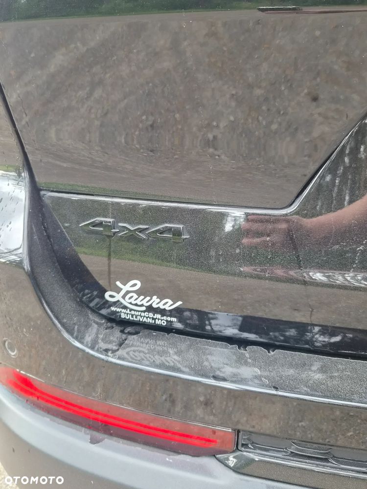 Jeep Grand Cherokee - 9