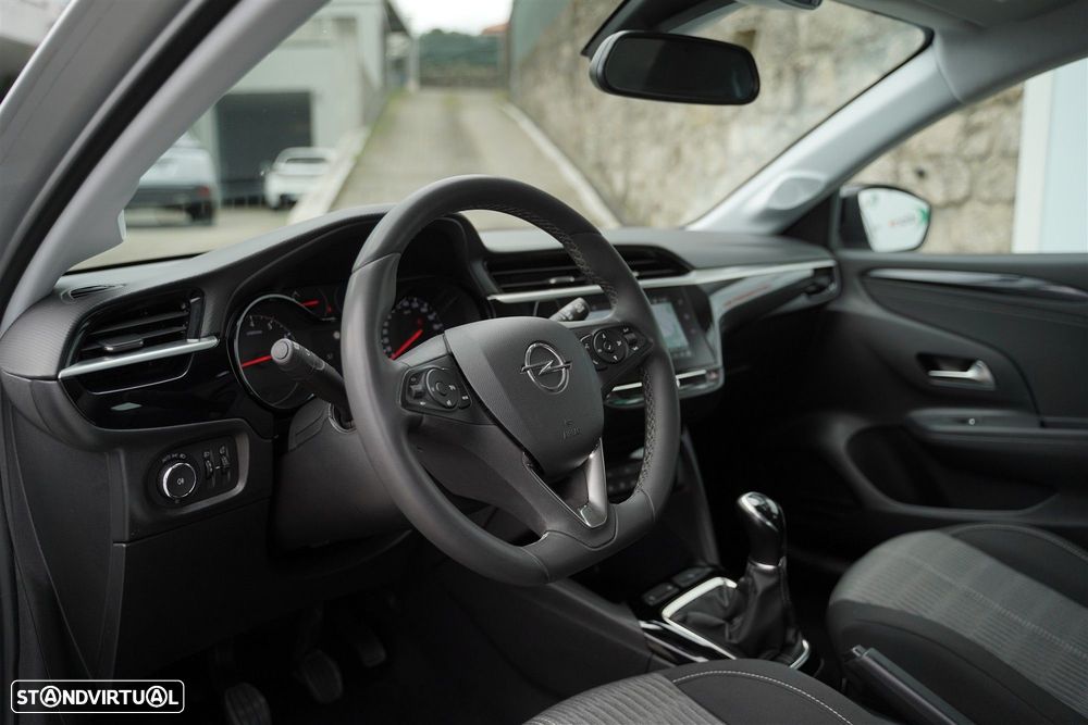 Opel Corsa 1.2 Edition — fotografia 26