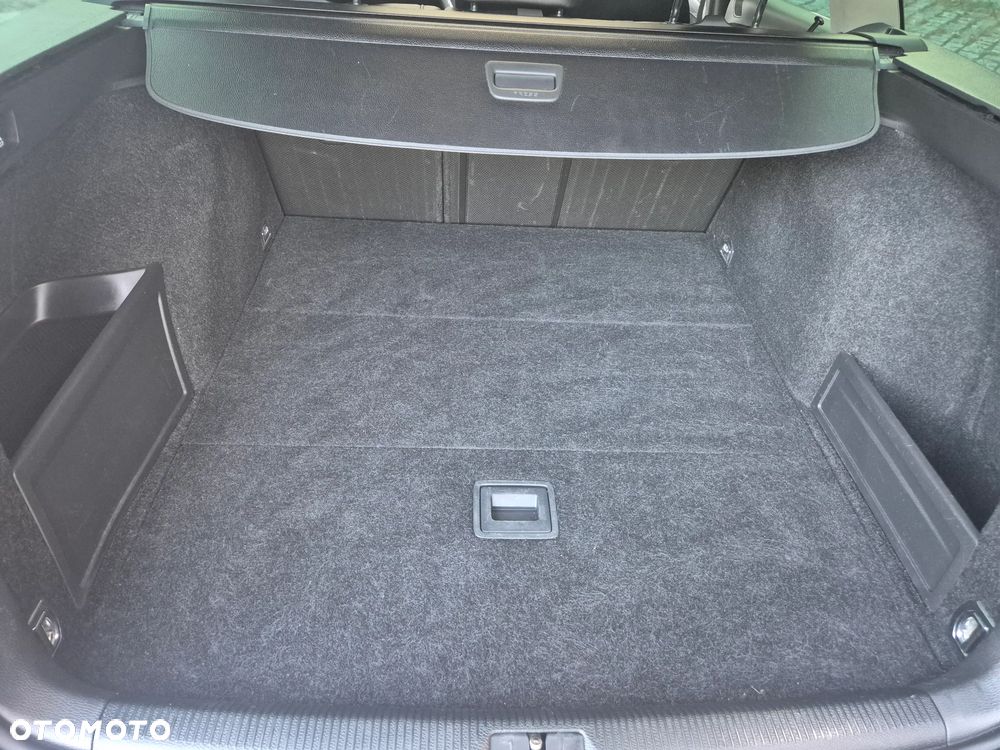 Volkswagen Passat 2.0 TDI DSG BlueMotion Technology Highline - 13